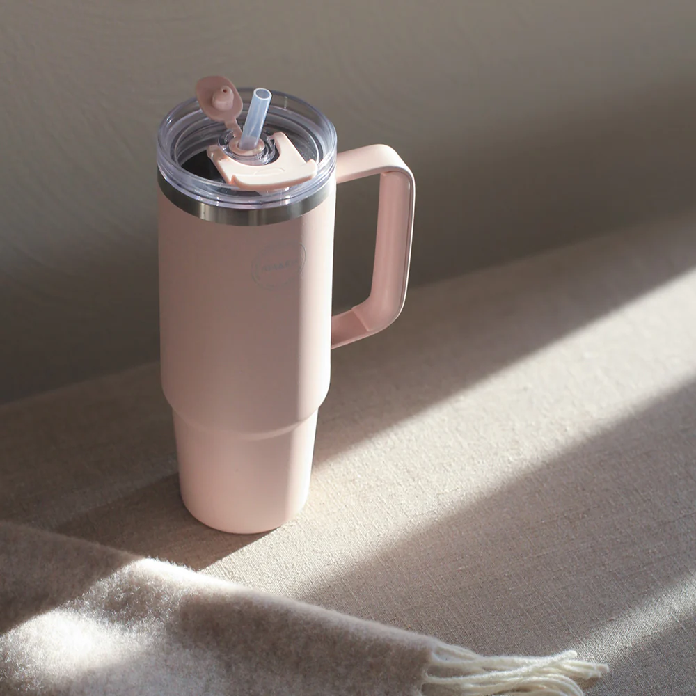 AYA&IDA Thermo Cup with Straw - Soft Rose (885ml) - Image 4